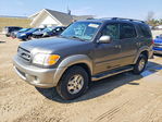 Toyota Sequoia 2004
