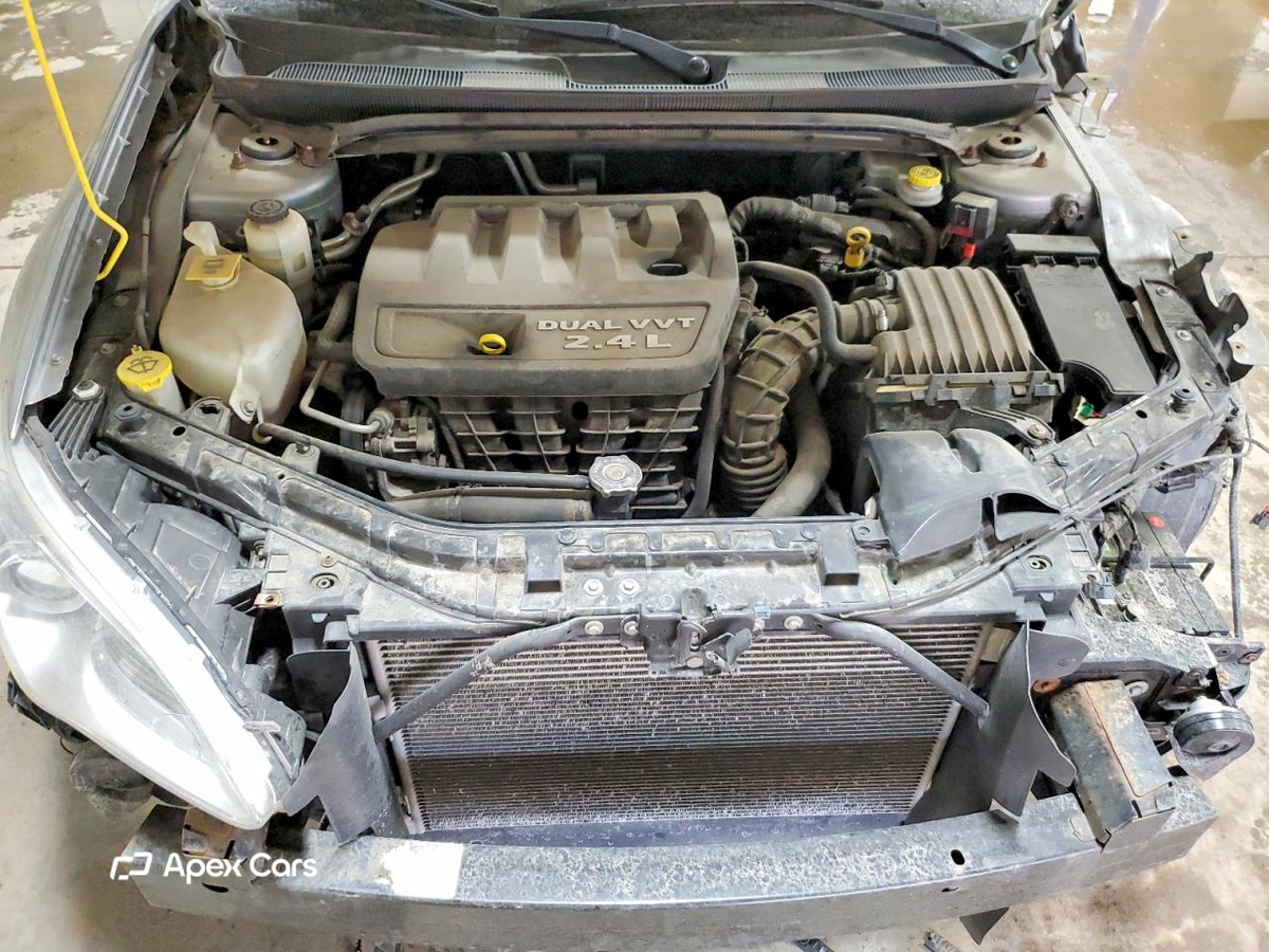 Chrysler 200 2013