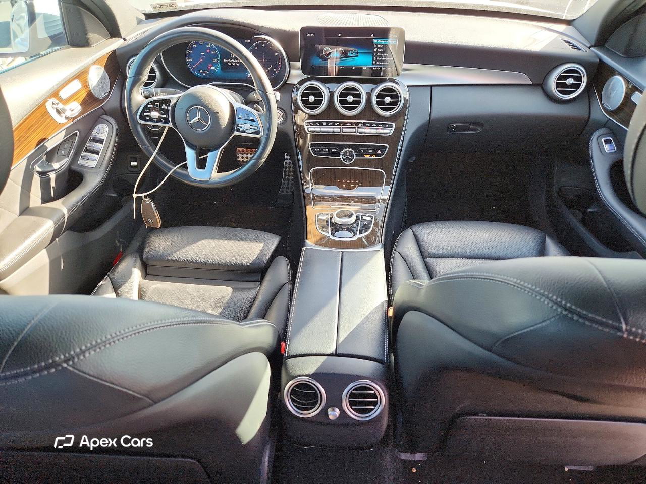 Mercedes-Benz  2020