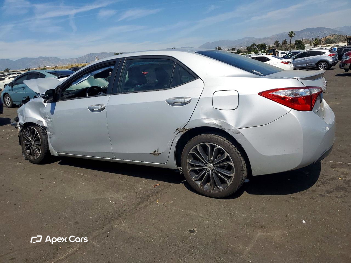 Toyota Corolla 2015