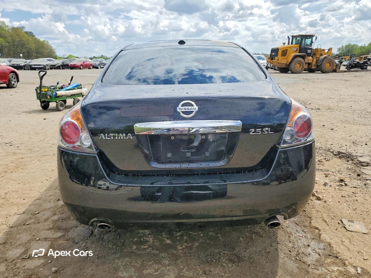 Nissan Altima 2012