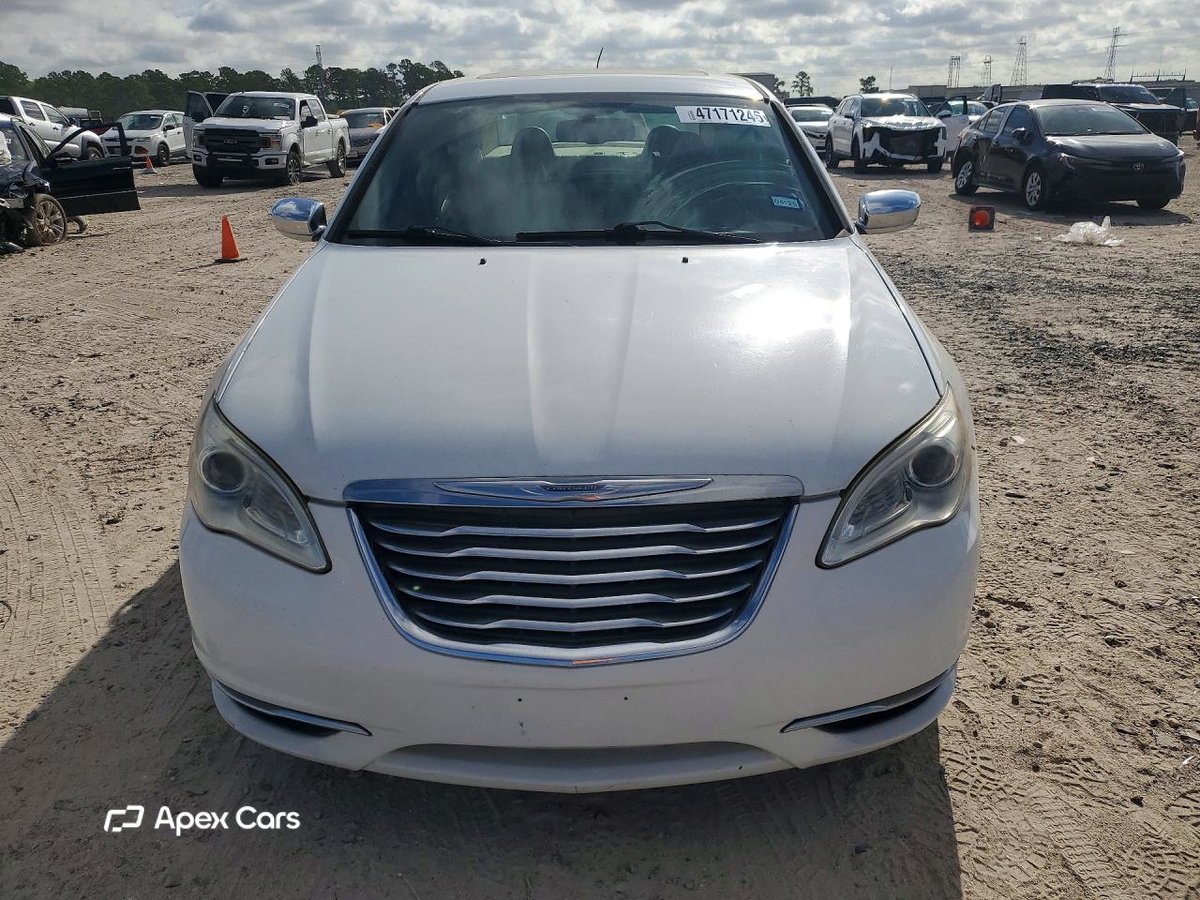 Chrysler 200 2011