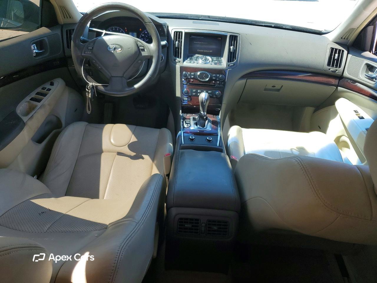 Infiniti G 2012