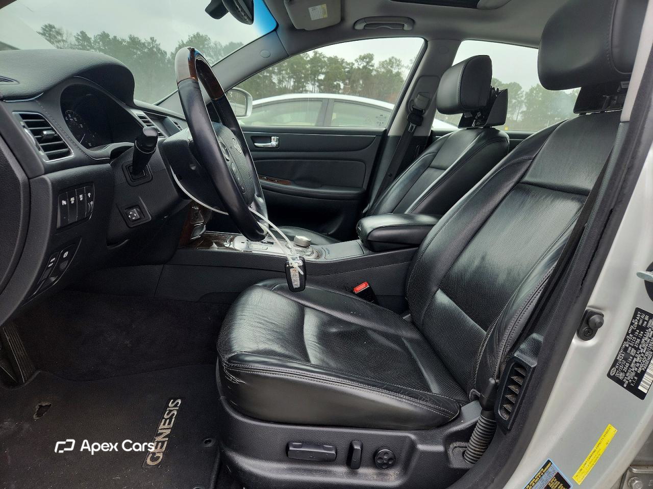 Hyundai Genesis 2011