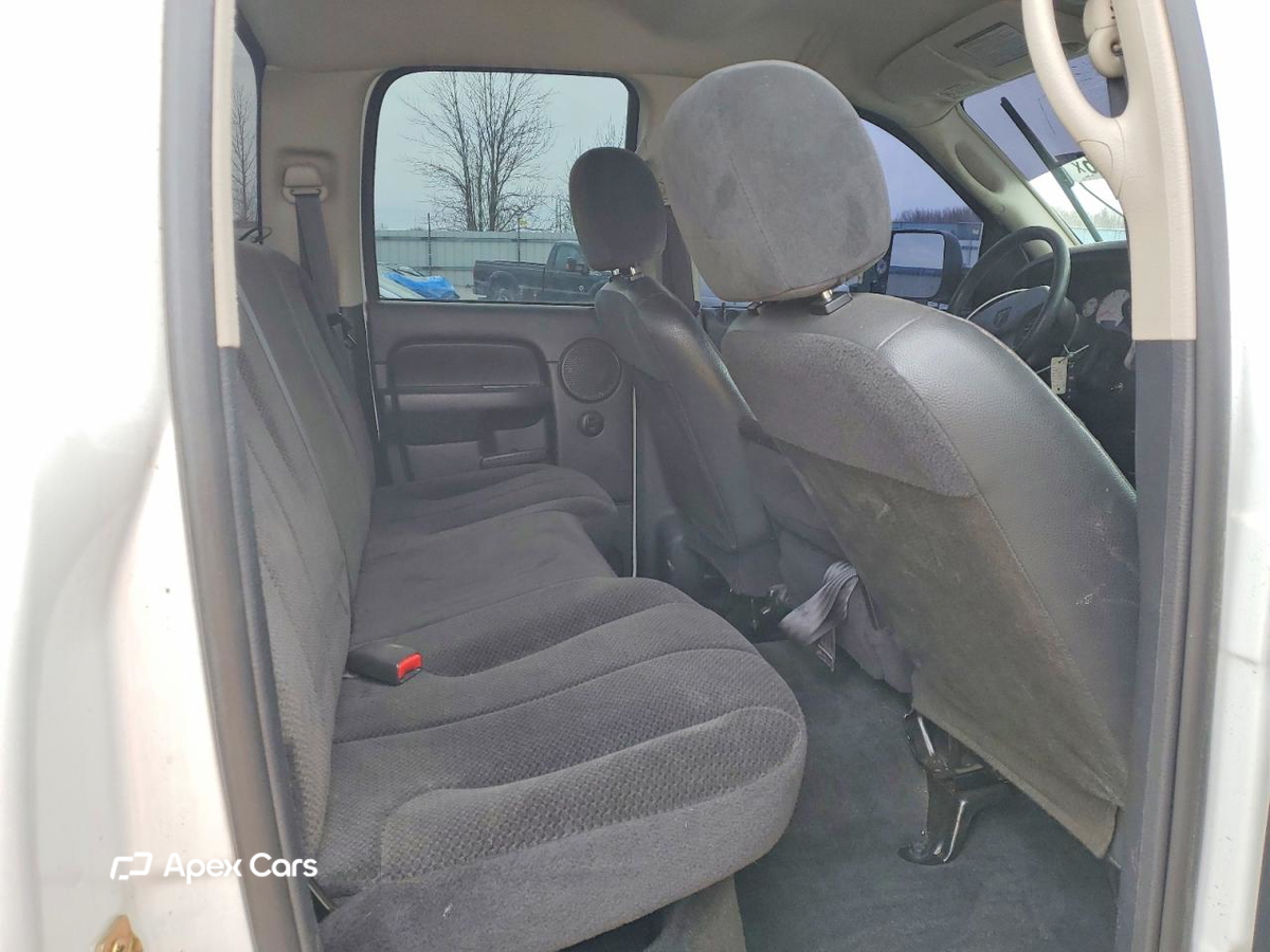 Dodge RAM 2003