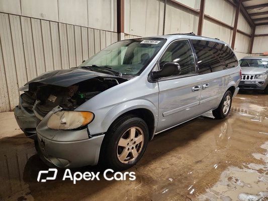 Dodge Caravan 2005 - Image 1 of 12