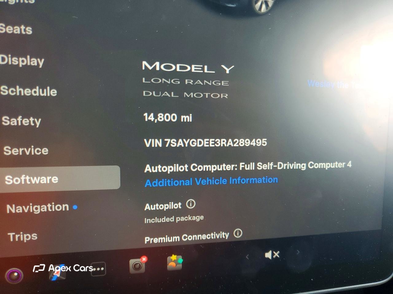Tesla Model Y 2024