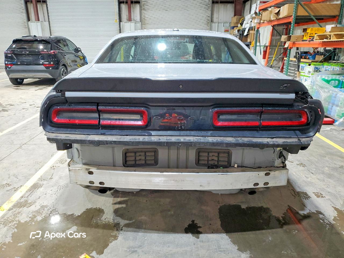 Dodge Challenger 2021