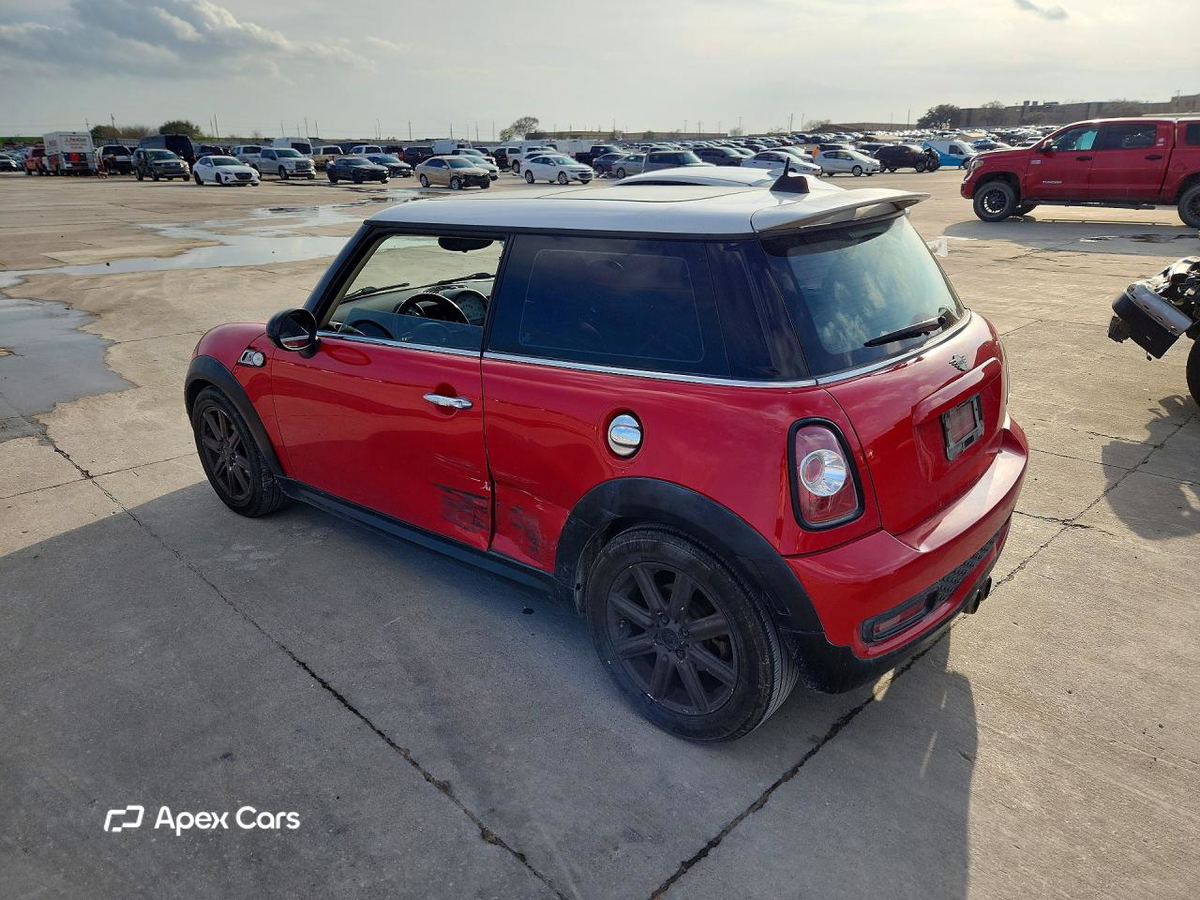 MINI Cooper 2011