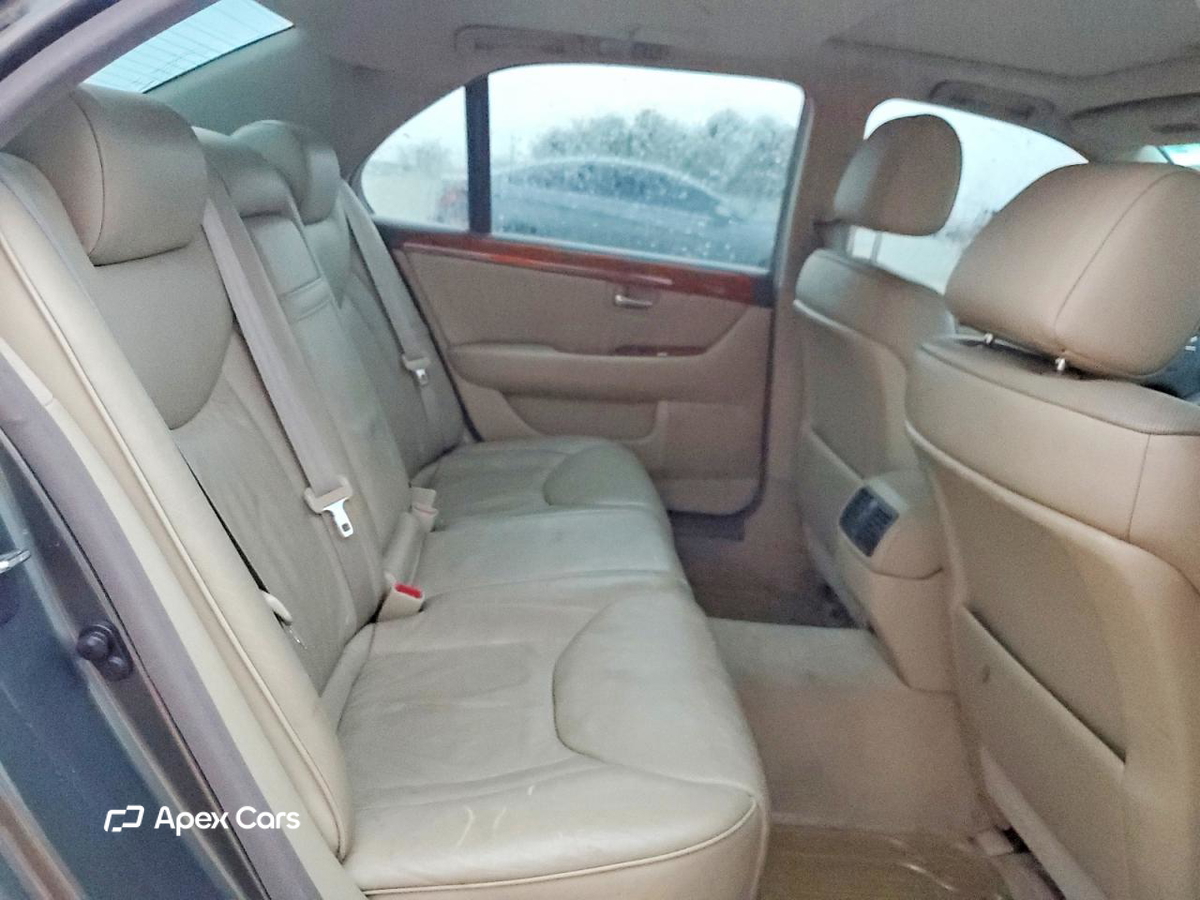 Lexus LS 2004