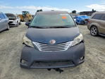 Toyota Sienna 2011
