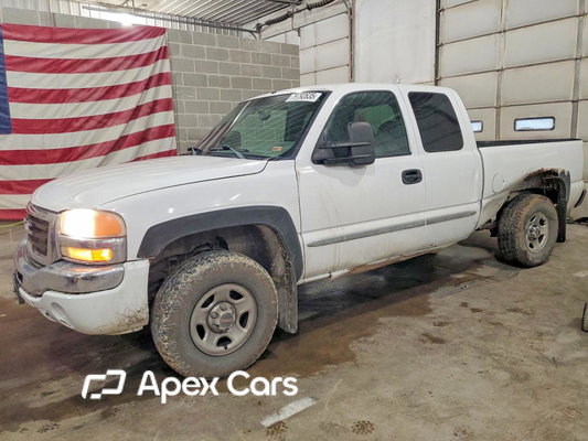 GMC Sierra 2004 - Image 1 of 13