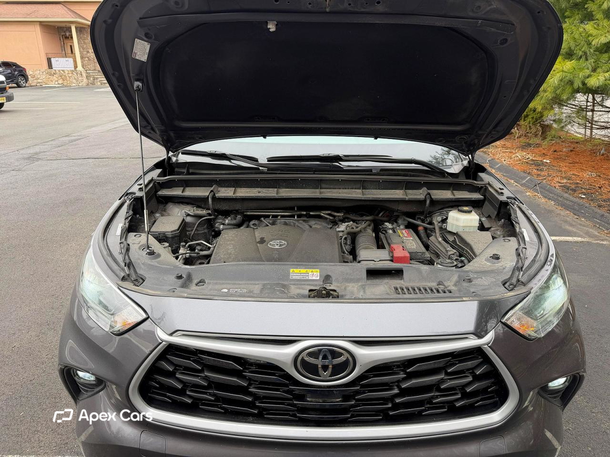Toyota Highlander 2021
