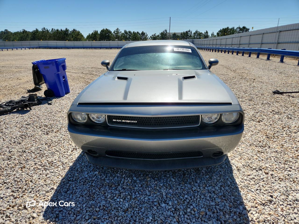 Dodge Challenger 2011