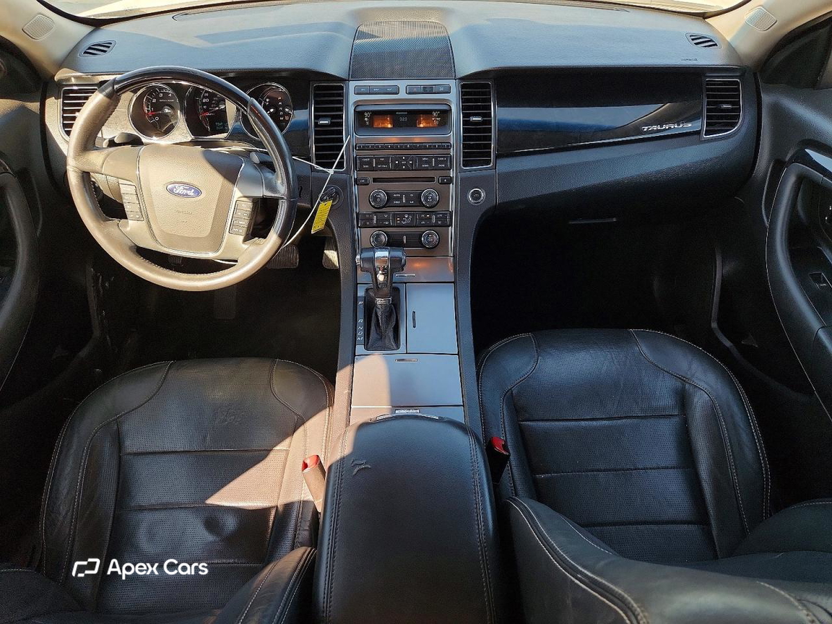 Ford Taurus 2011