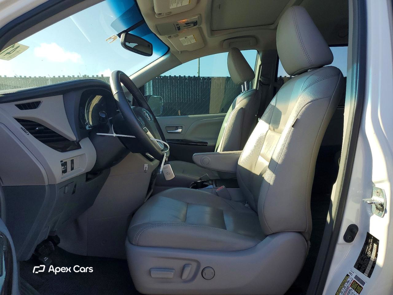 Toyota Sienna 2017