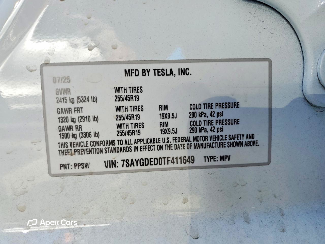 Tesla Model Y 2026