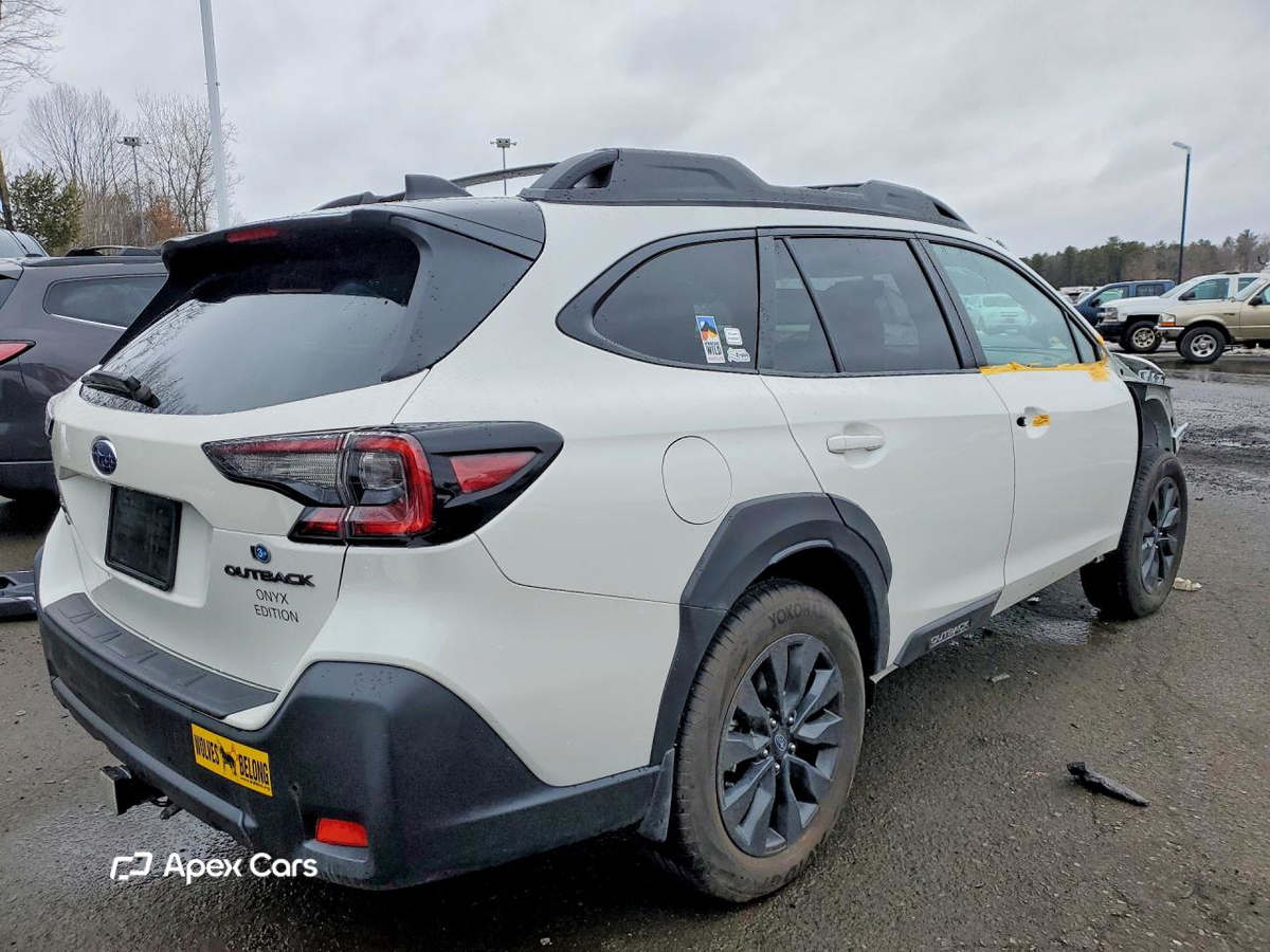 Subaru Outback 2024