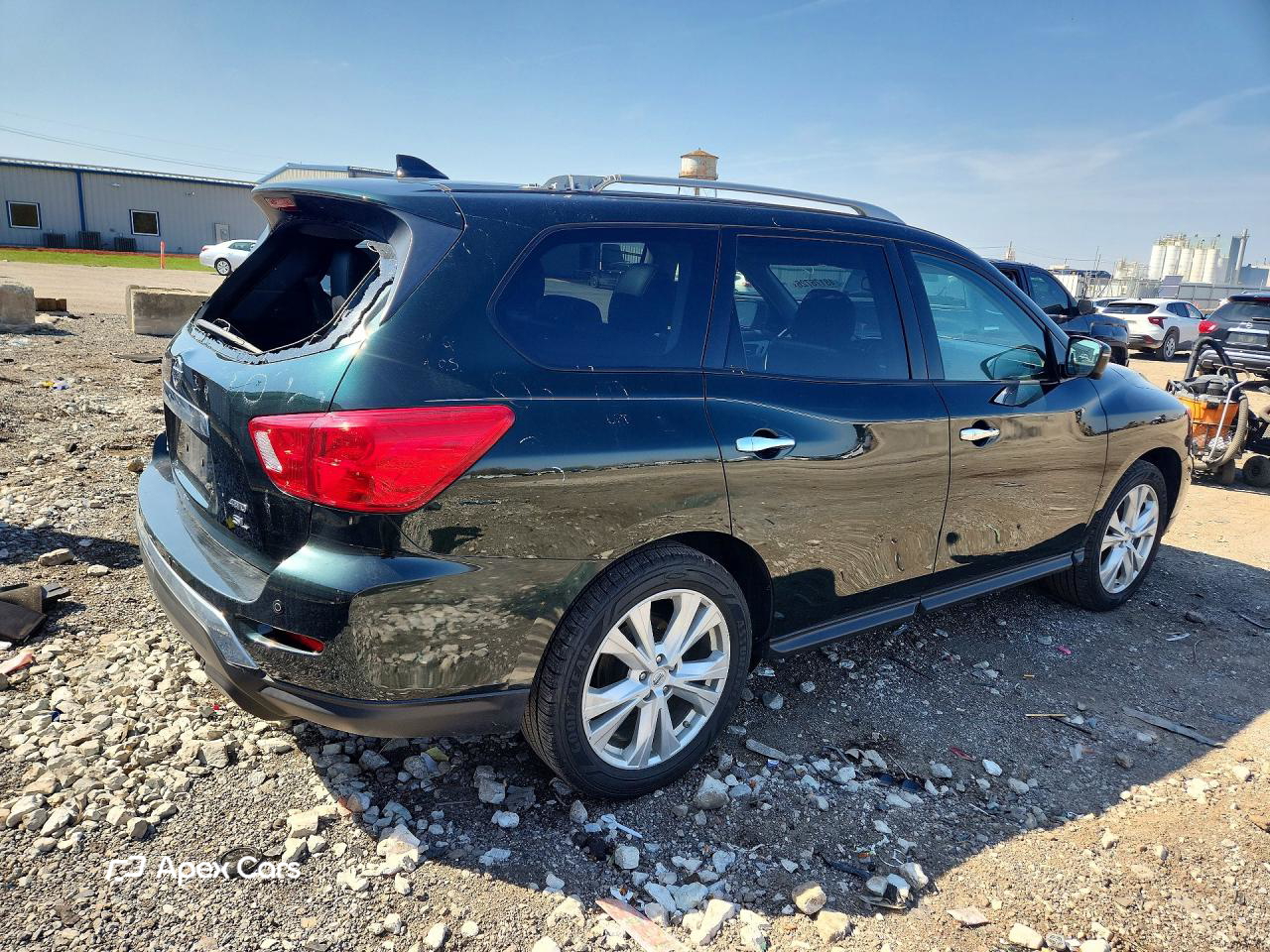 Nissan Pathfinder 2019