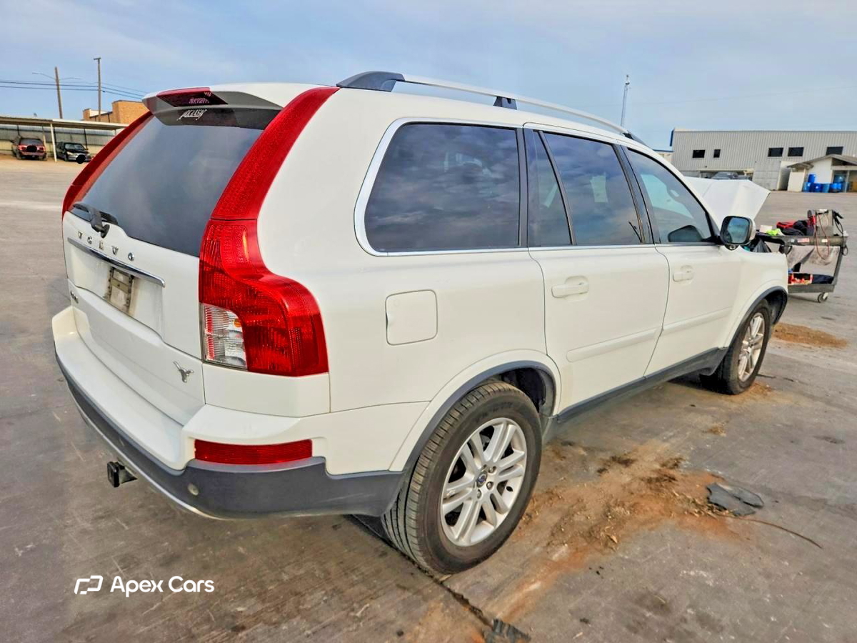 Volvo XC90 2011