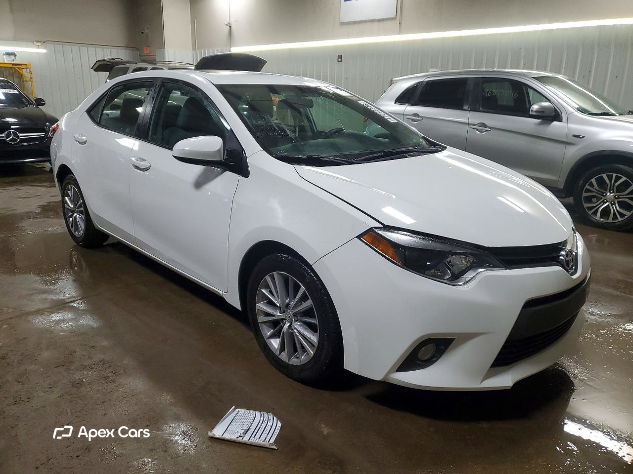 Toyota Corolla 2015