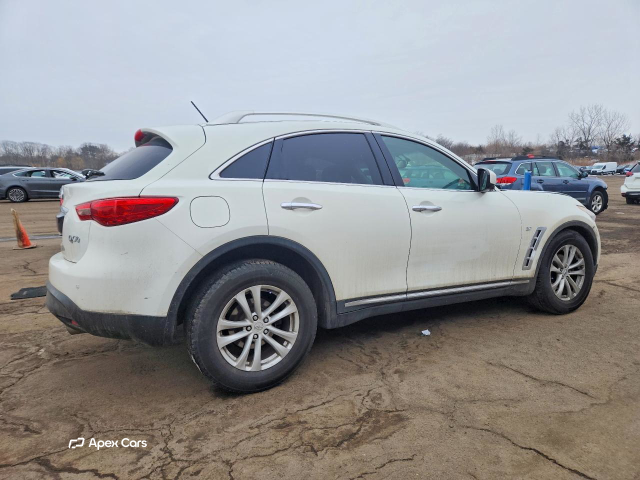 Infiniti QX70 2014