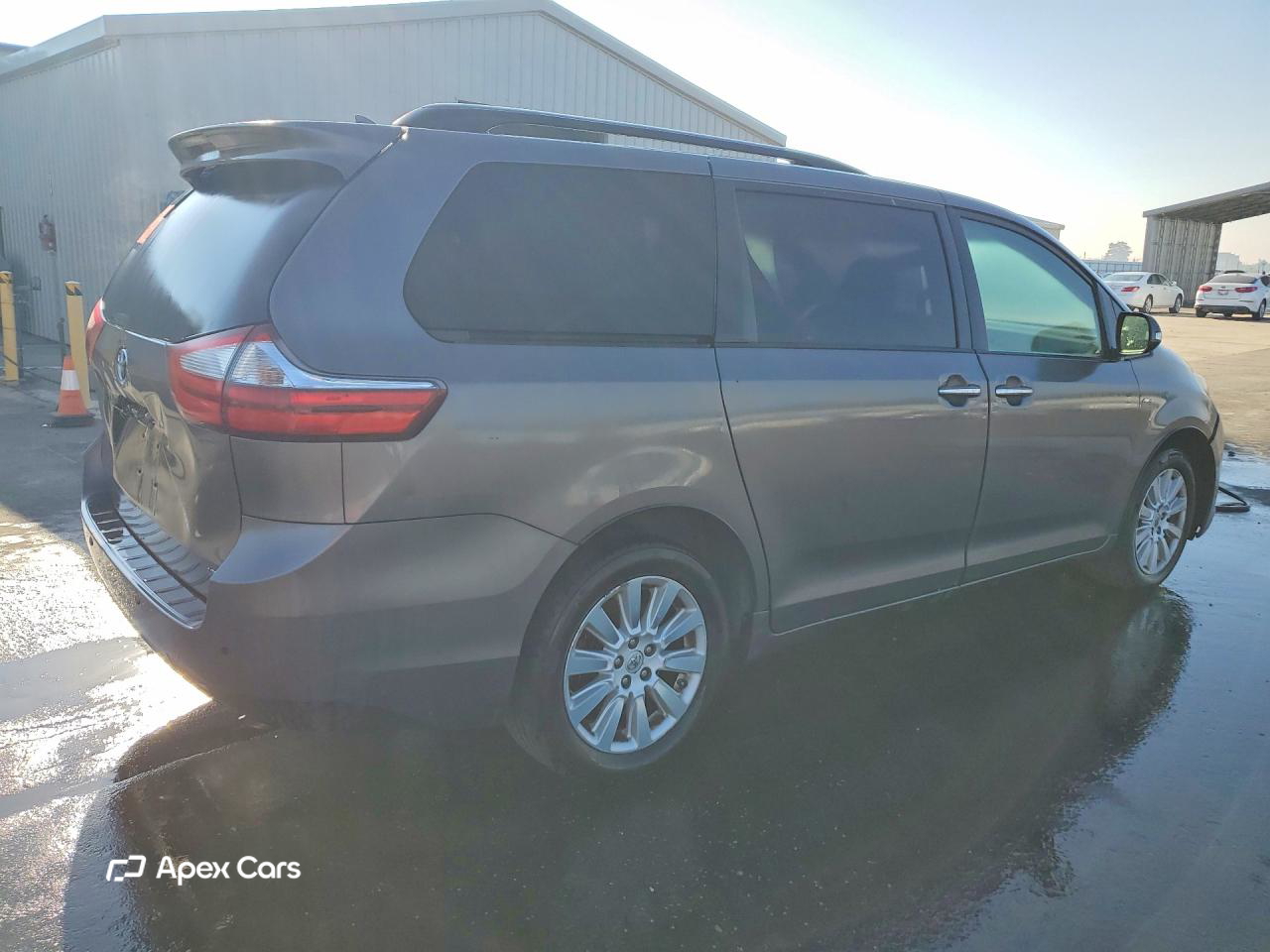 Toyota Sienna 2016