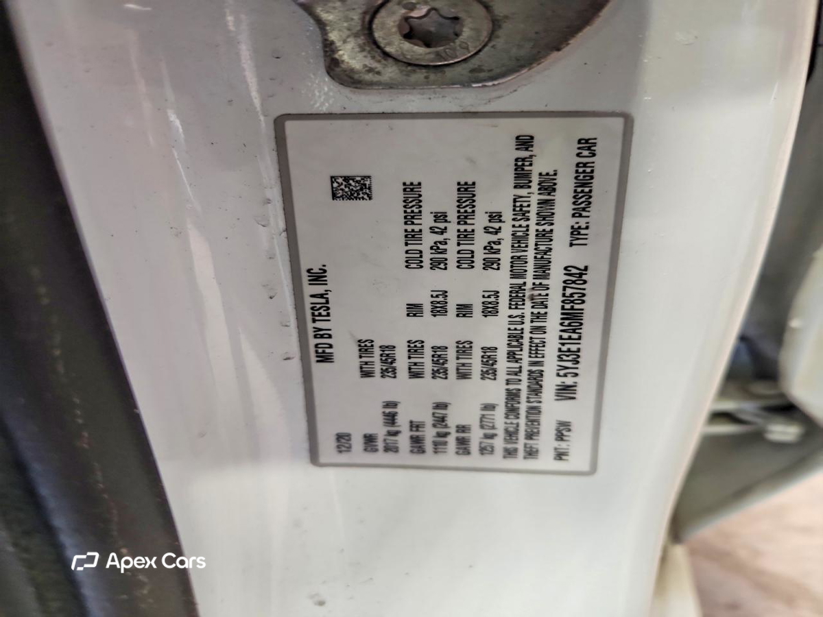 Tesla Model 3 2021