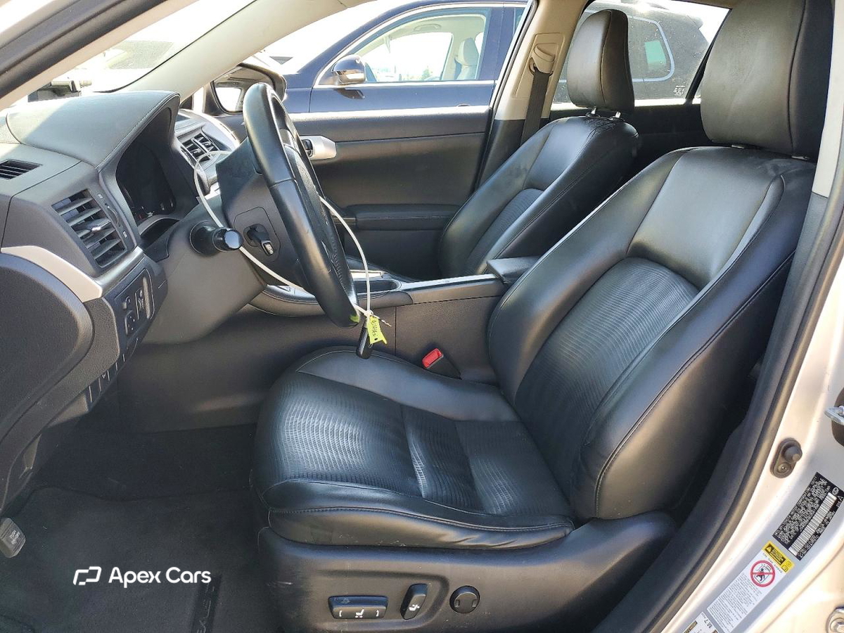 Lexus CT 2012