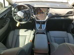 Subaru Outback 2025