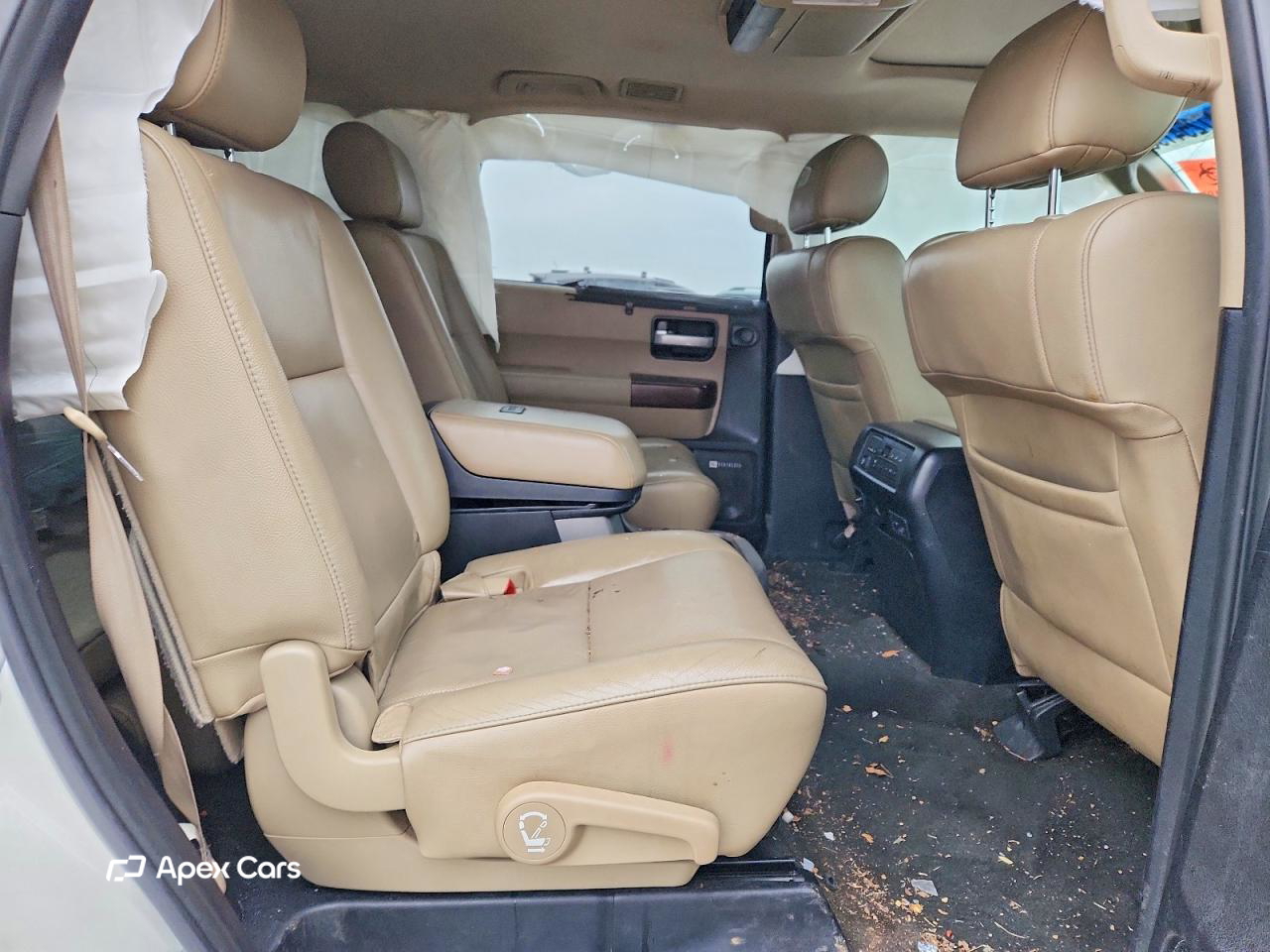 Toyota Sequoia 2012