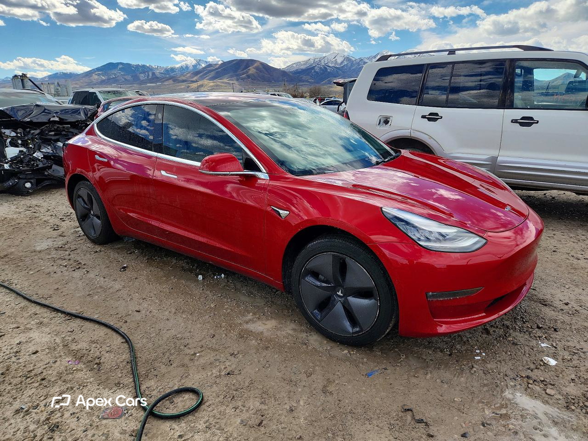 Tesla Model 3 2018