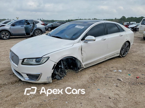 Lincoln MKZ 2017 - Image 1 of 12