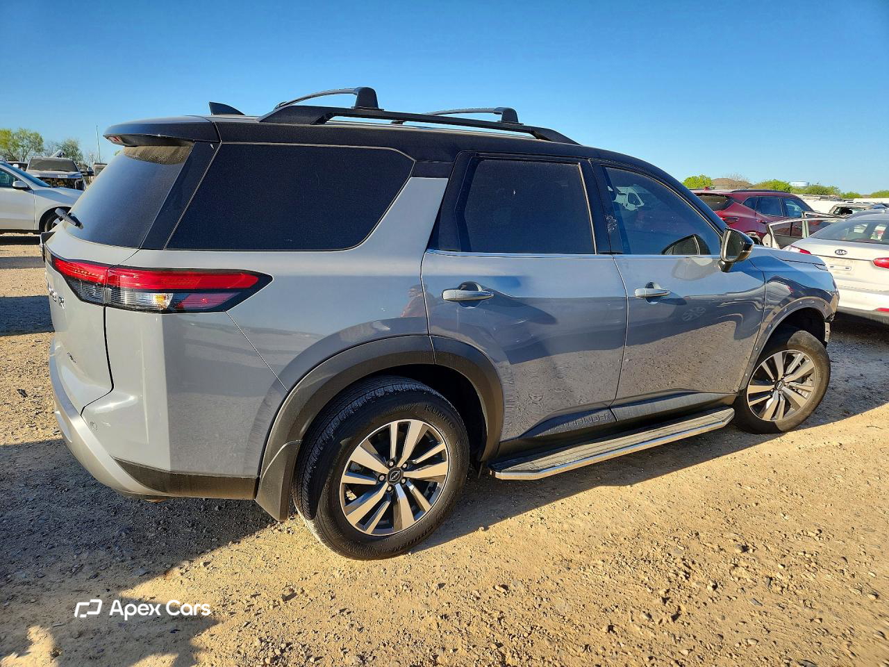 Nissan Pathfinder 2024