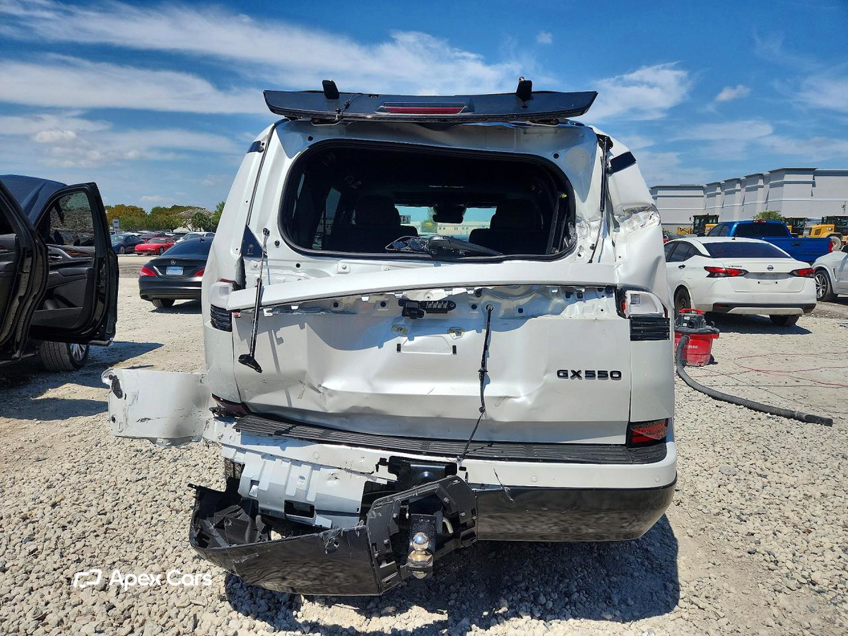 Lexus GX 2025