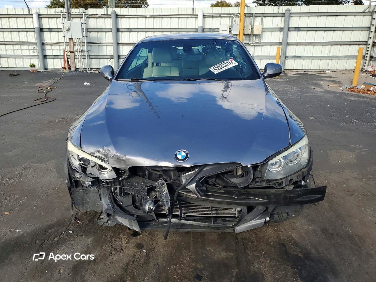 BMW Series 3 2011