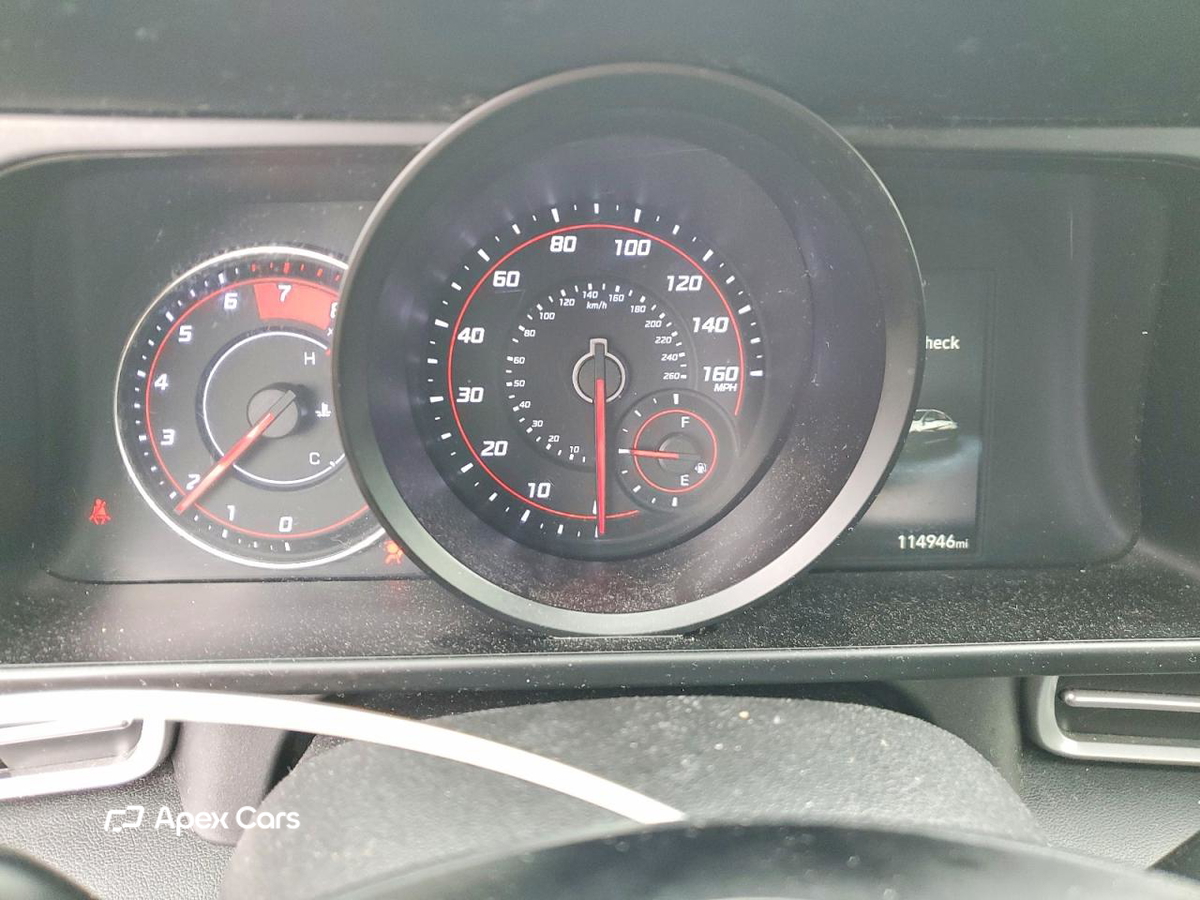 Hyundai Elantra 2023