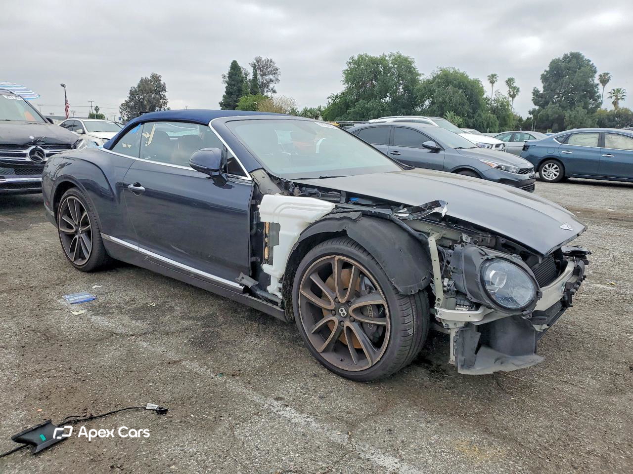 Bentley Continental 2021