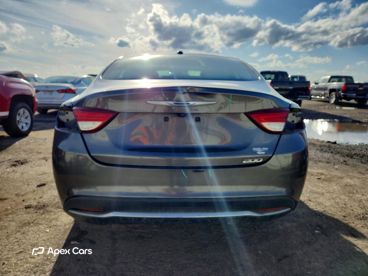 Chrysler 200 2015