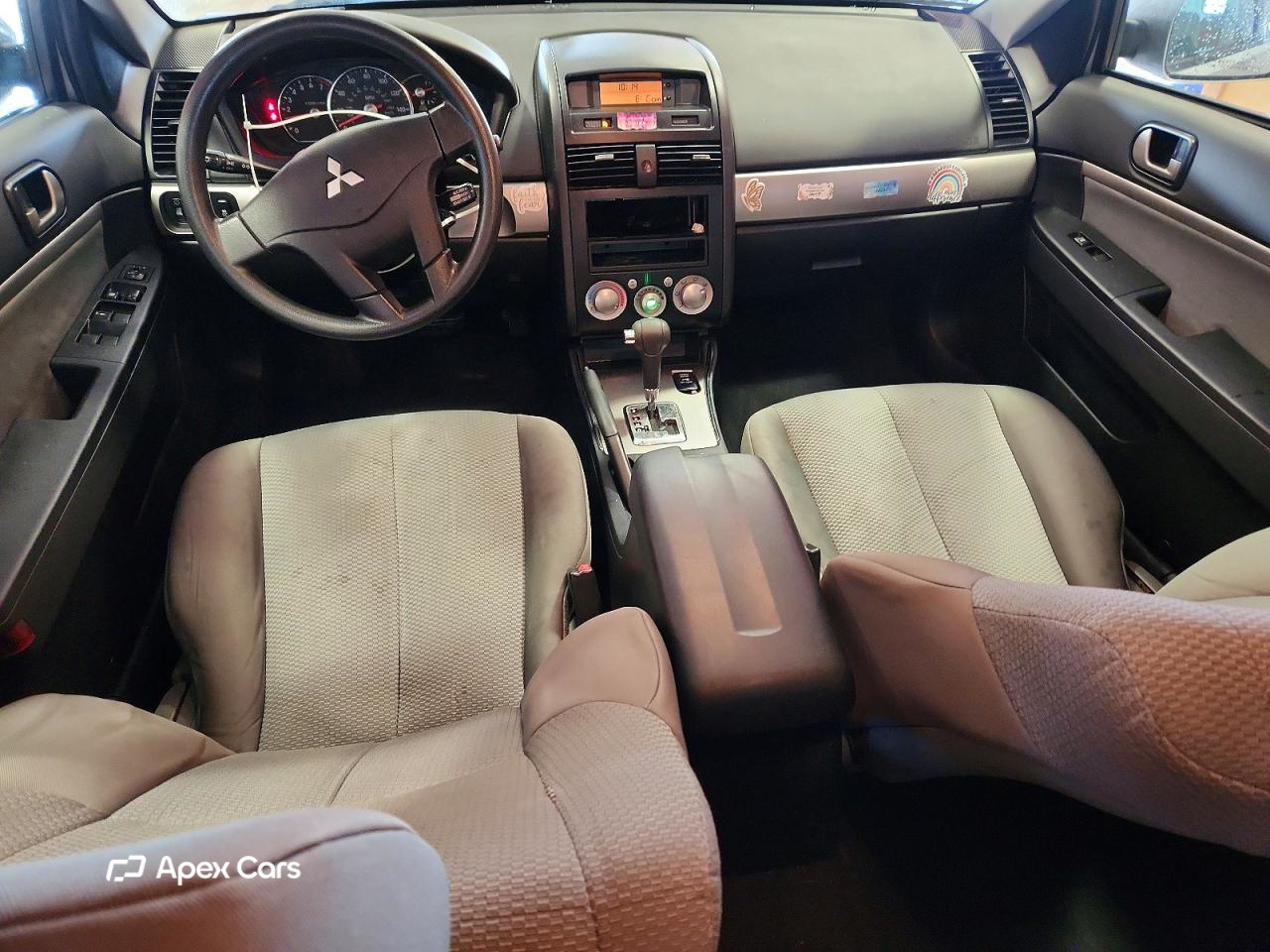 Mitsubishi Galant 2010