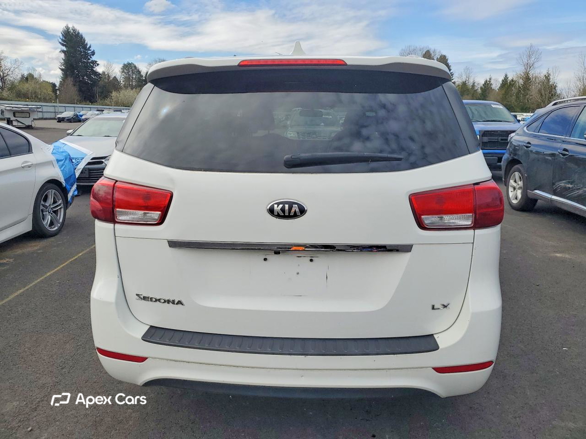 Kia Sedona 2015