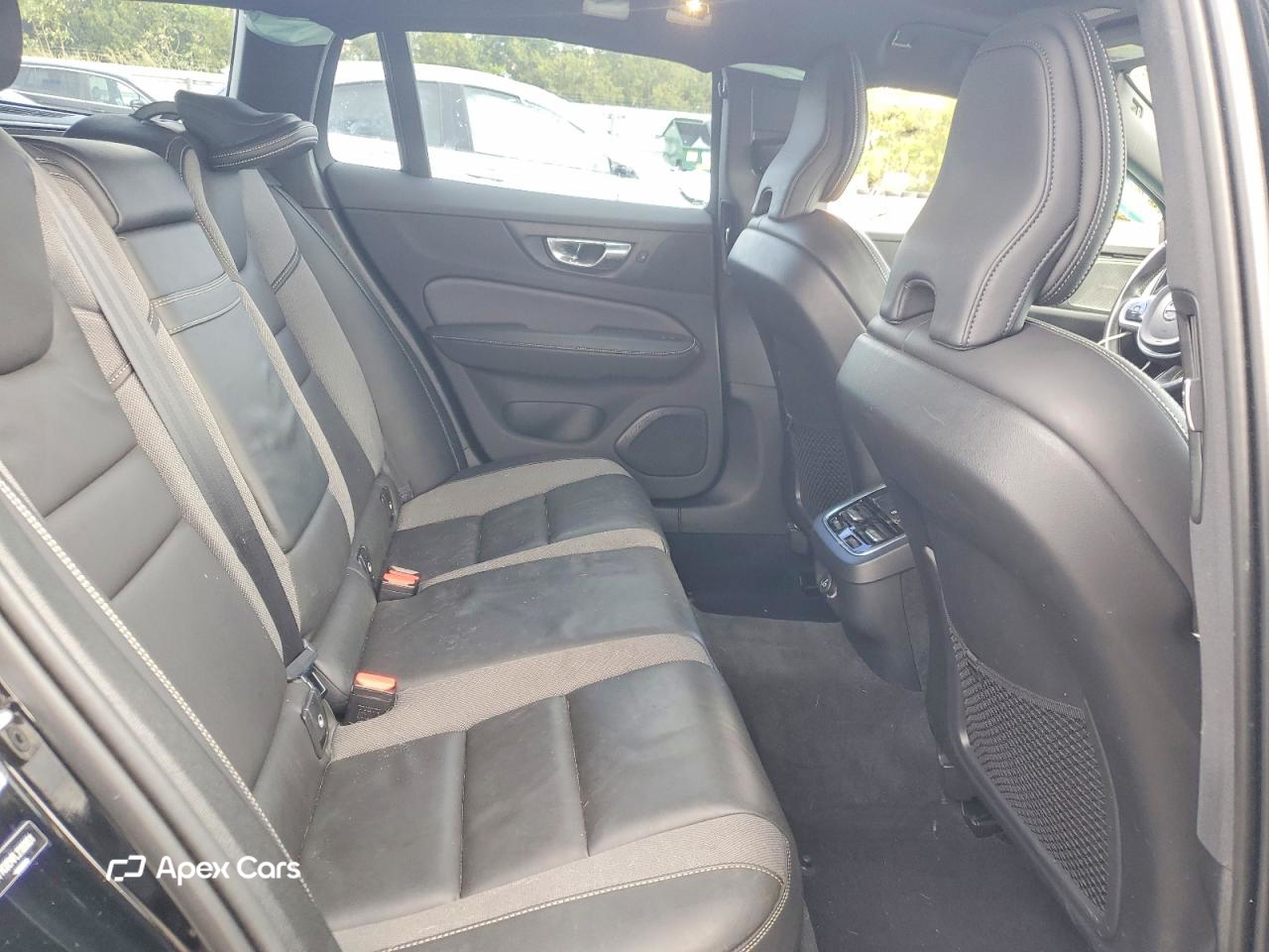 Volvo V60 2020