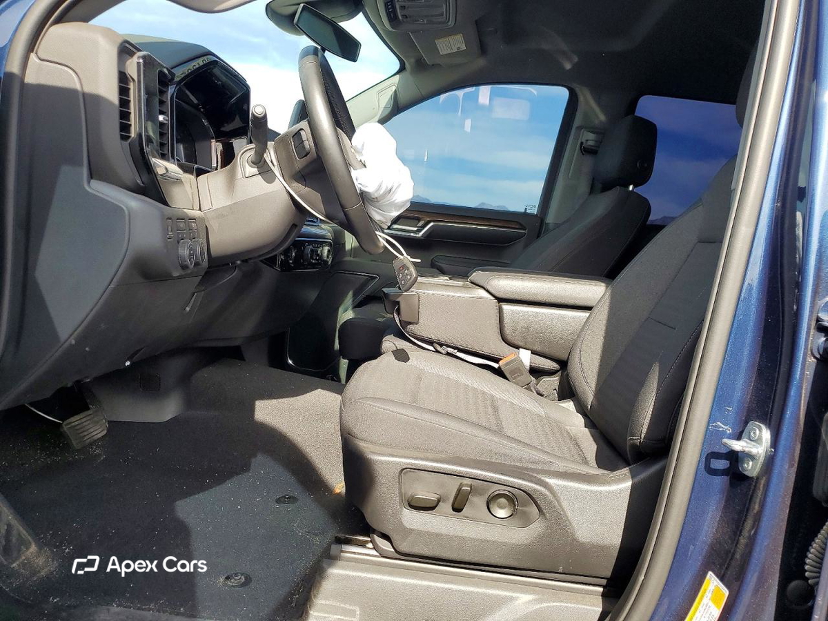 Chevrolet Silverado 2023