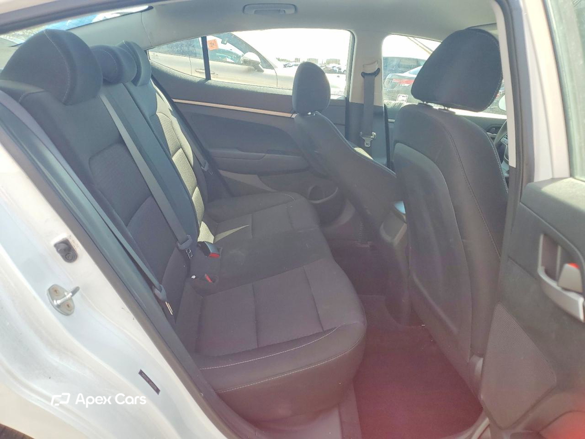 Hyundai Elantra 2018
