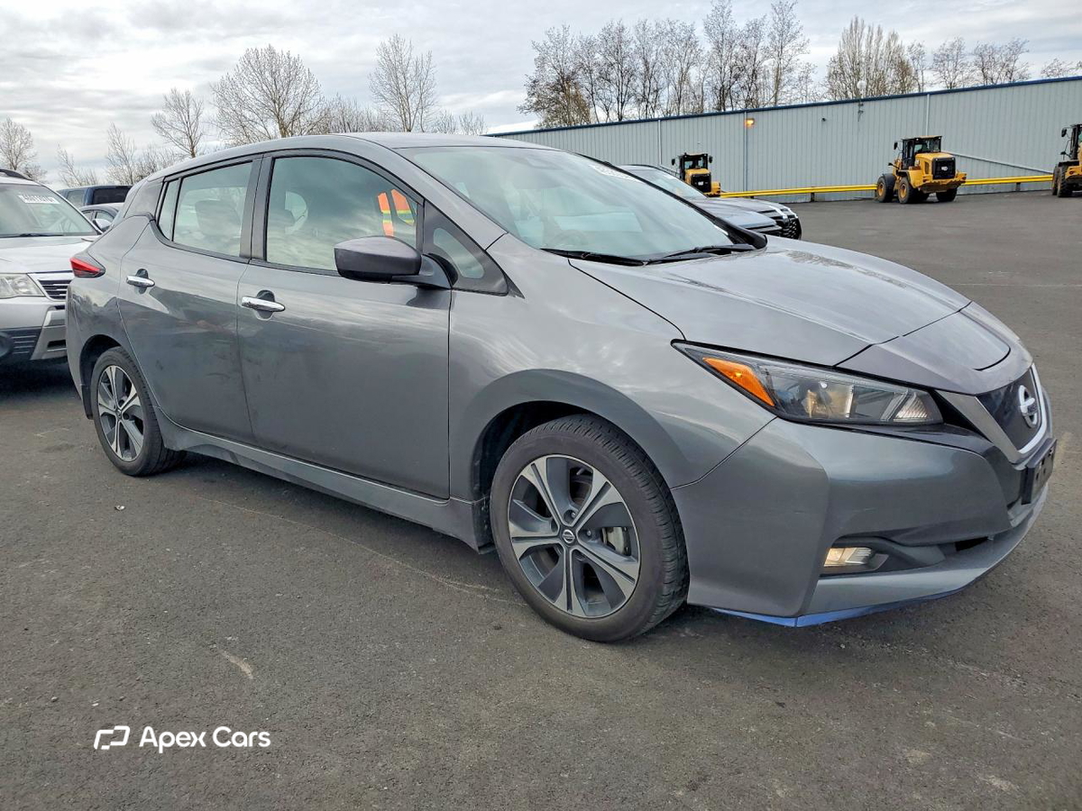 Nissan Leaf 2021