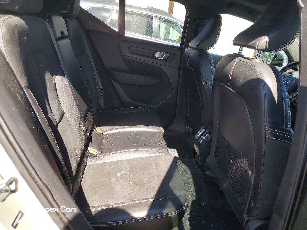 Volvo XC40 2021