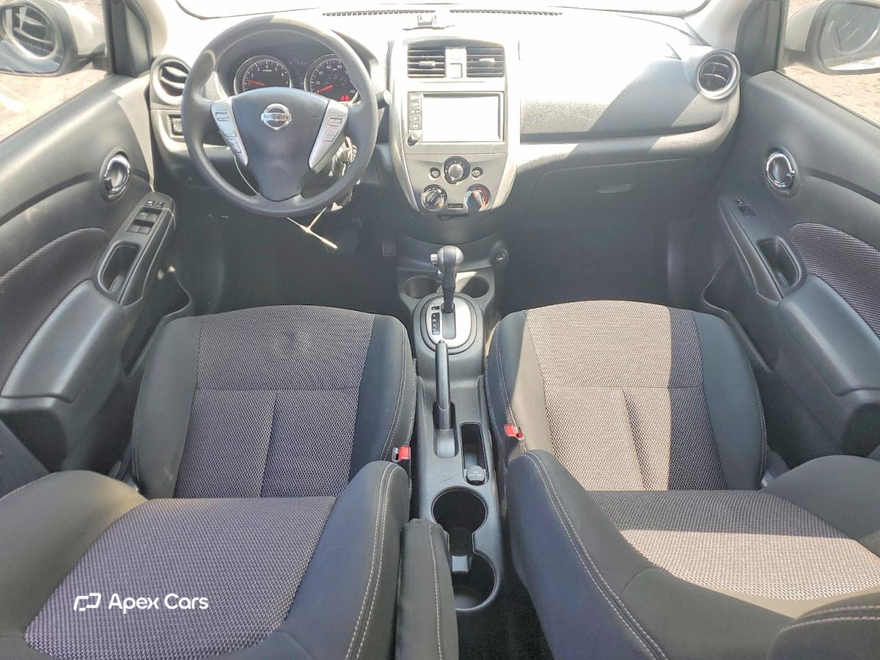 Nissan Versa 2018