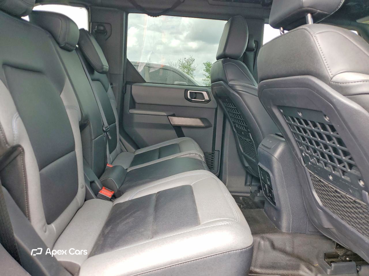 Ford Bronco 2022