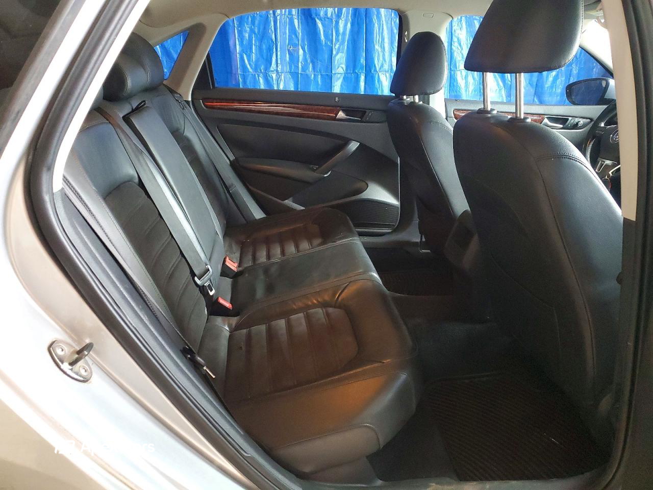 Volkswagen Passat 2012