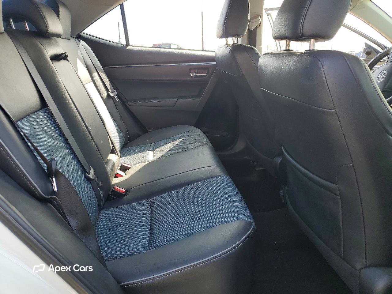 Toyota Corolla 2015